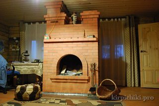 Печь c камином.
