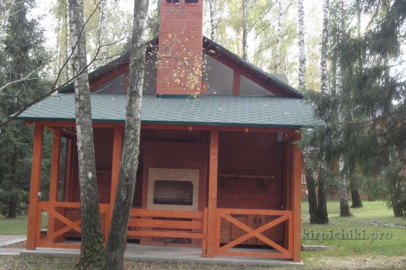 Открытая беседка мангала