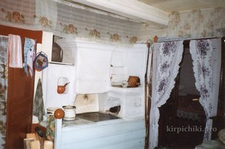 Русская печь в северном жилом доме.