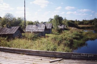 Черные бани в деревне Гарь.